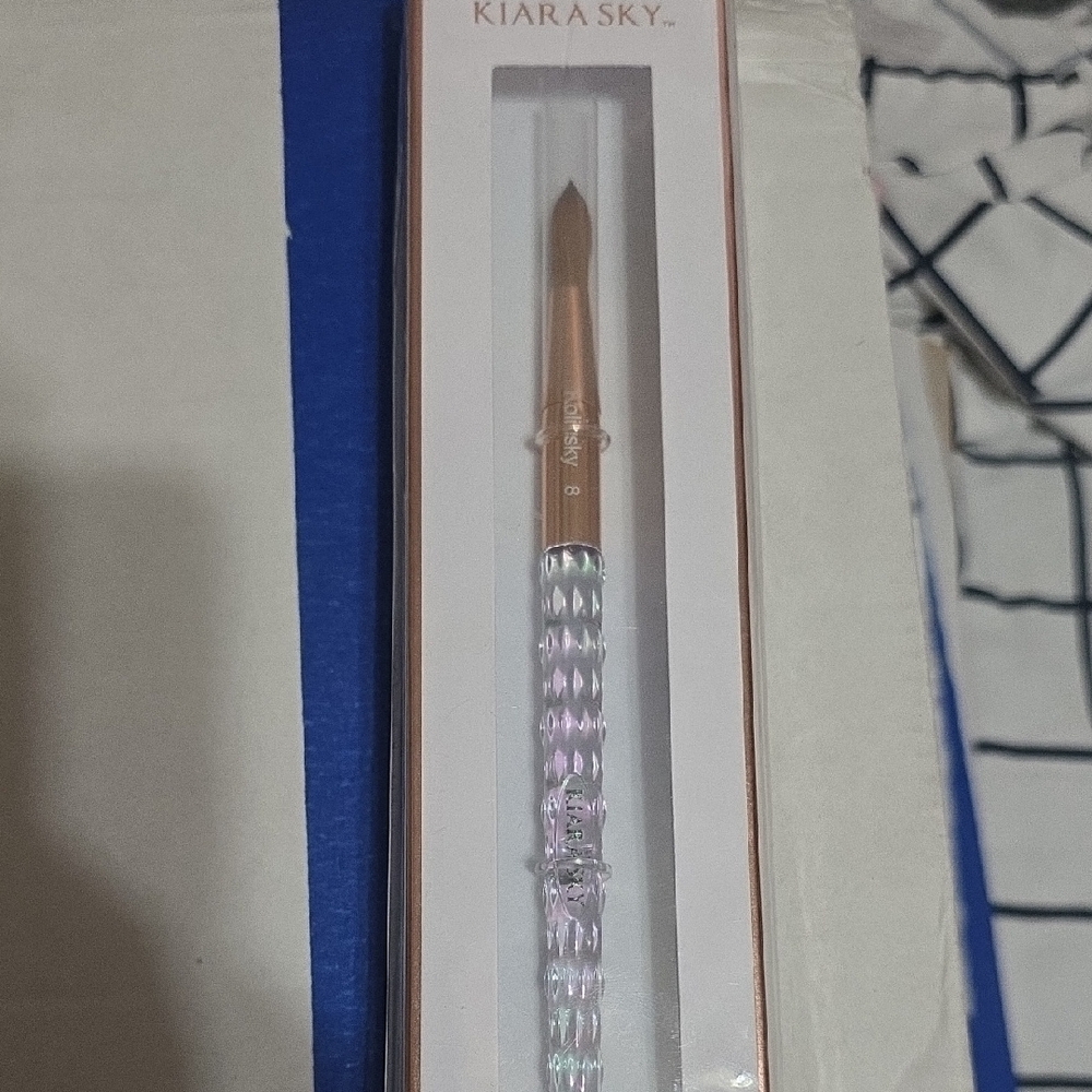 Kiara Sky Iridescent Nail Art Brush